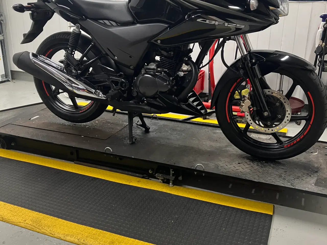 Billede 1 - Honda CBF 125 Facelift