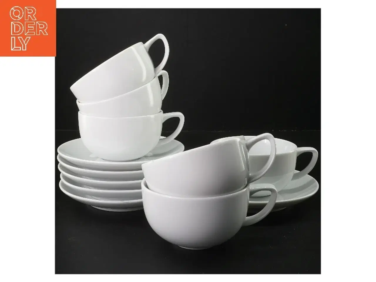 Billede 1 - 6 hvide Royal Copenhagen kopper med underkopper fra Royal Copenhagen (str. 6 stk Ø 10 & 15,5 cm)