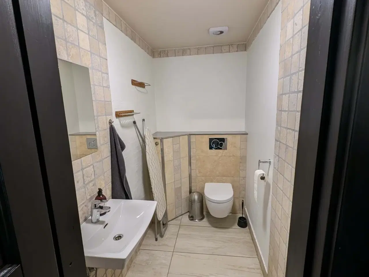 Billede 7 - Kontor med lager (Erhverv)