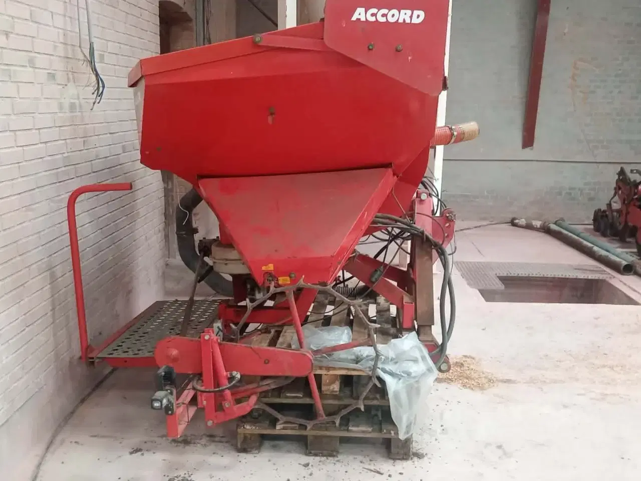 Billede 1 - Kverneland i-drill fronttant