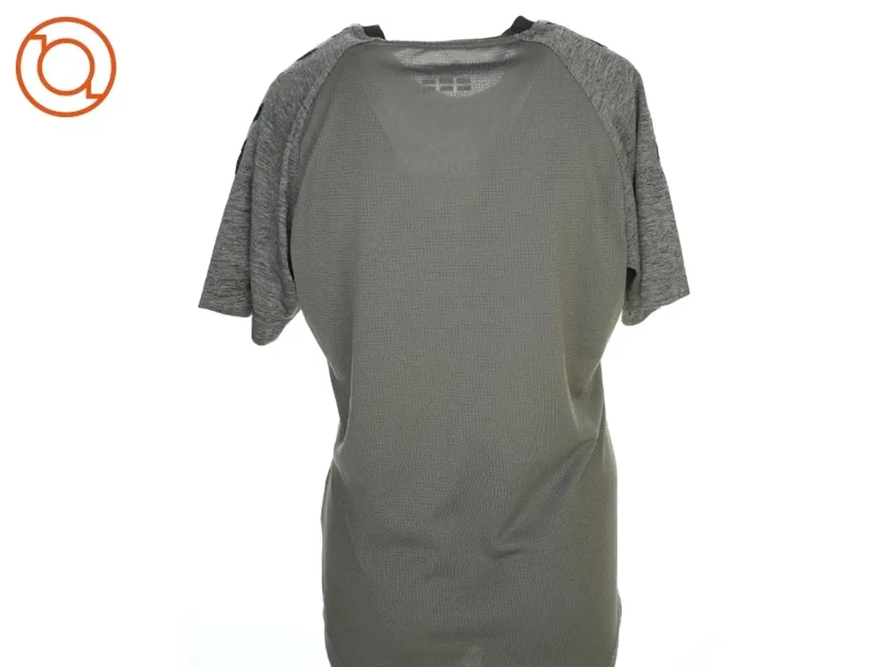 Billede 2 - Træningstrøje fra Hummel (str. 140-152)