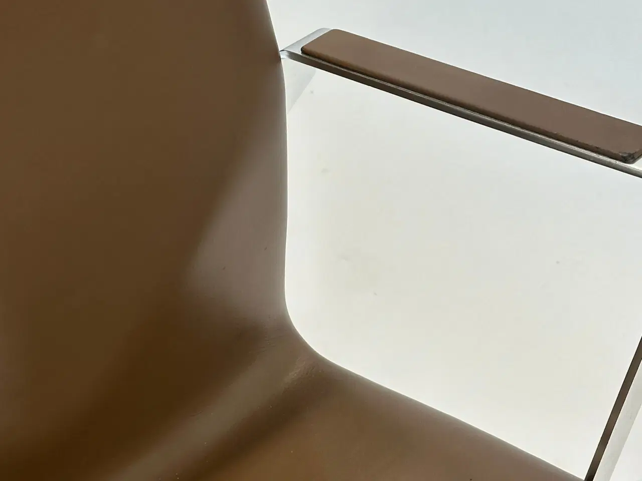 Billede 8 - Four Design - 4-Cast® XL Mødestol (Mørkebrun)