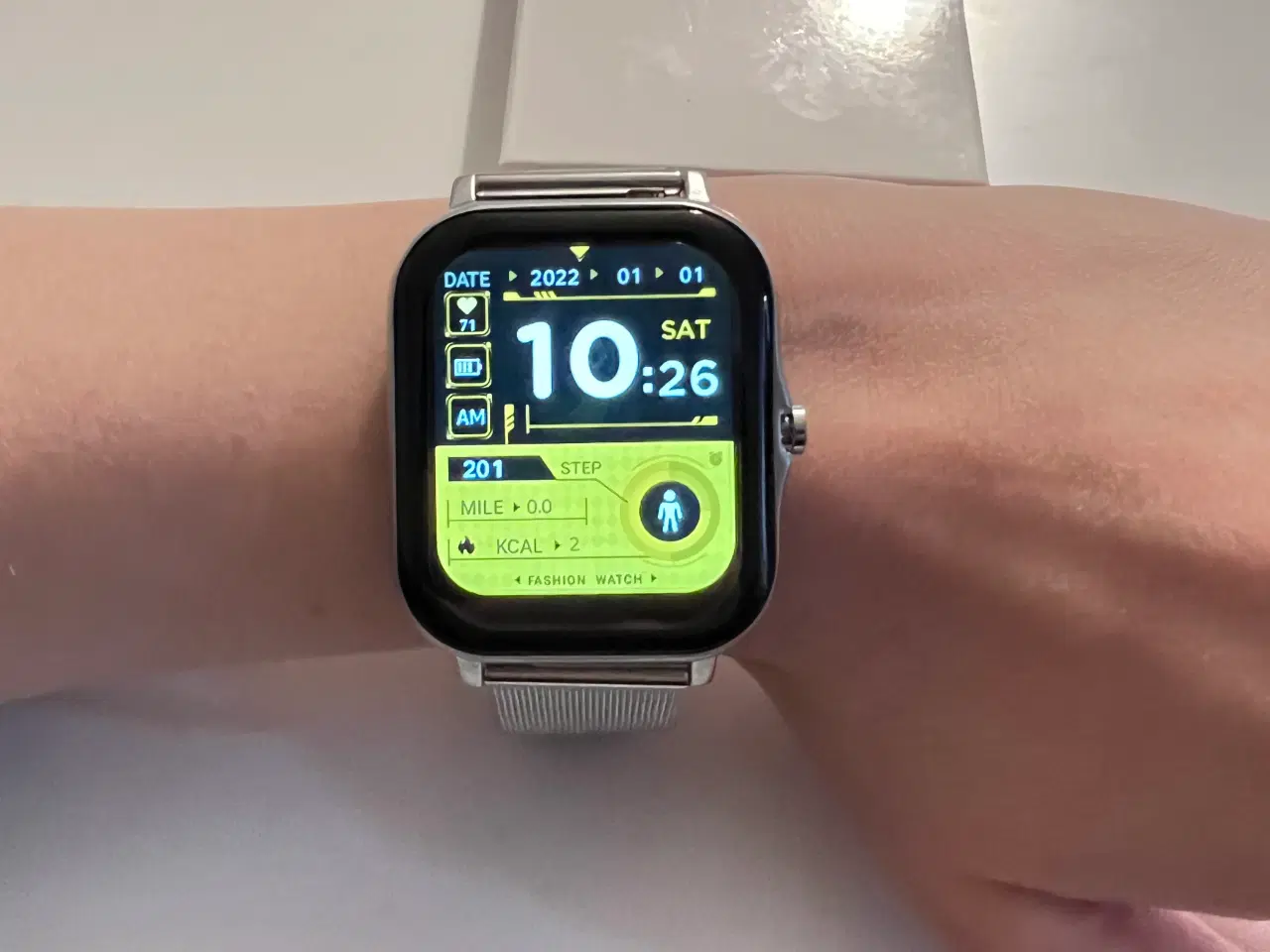Billede 2 - Smartwatch med 2 remme og oplader