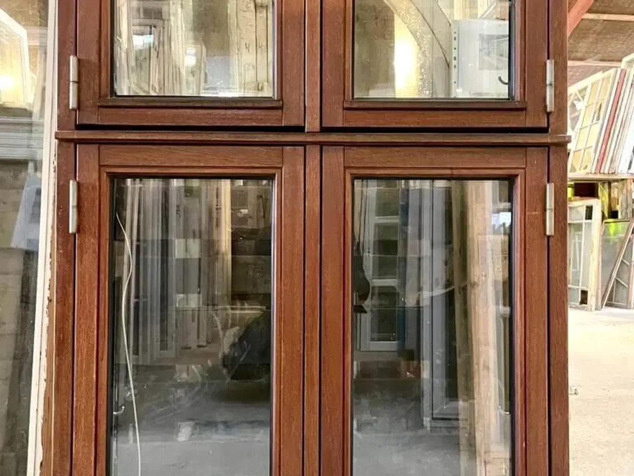 Billede 1 - 2-fags Dannebrogsvindue i teaktræ