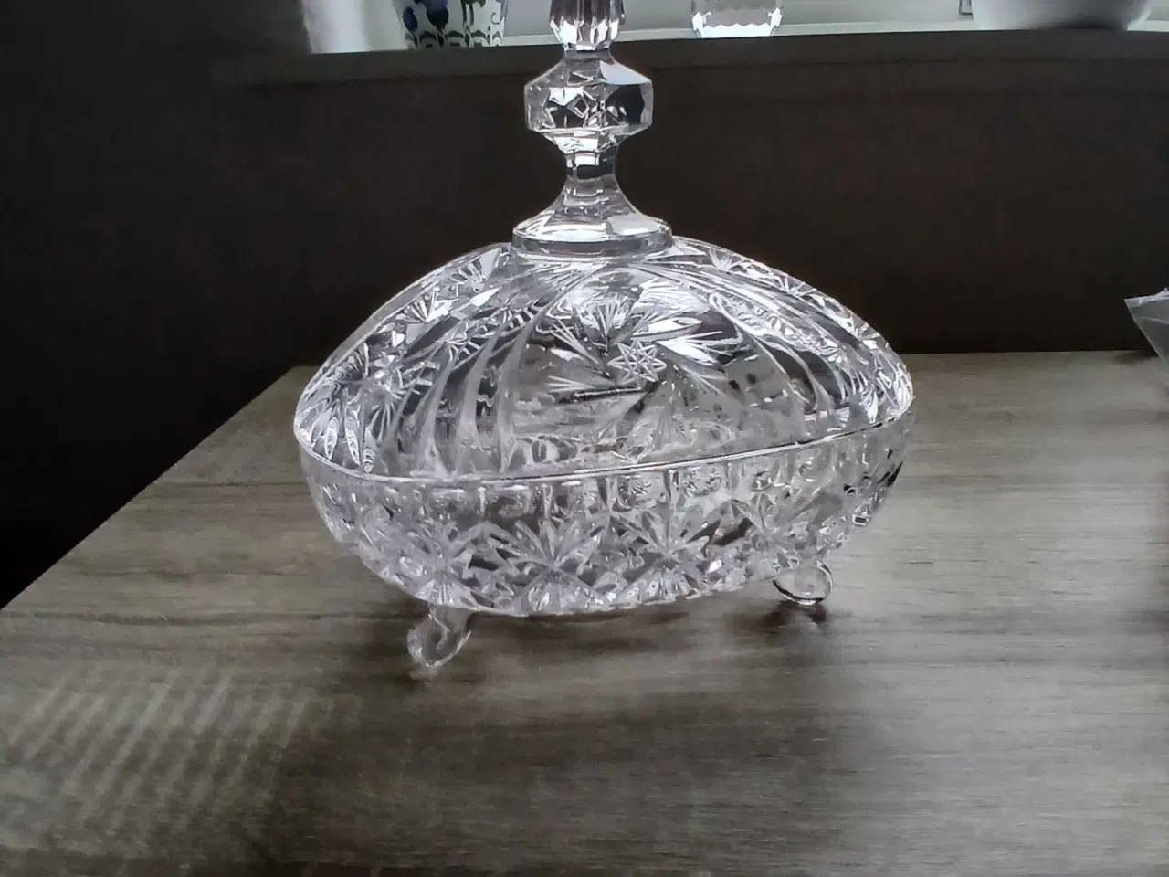 Billede 3 - Smuk stor facet slebet krystal bonbonniere