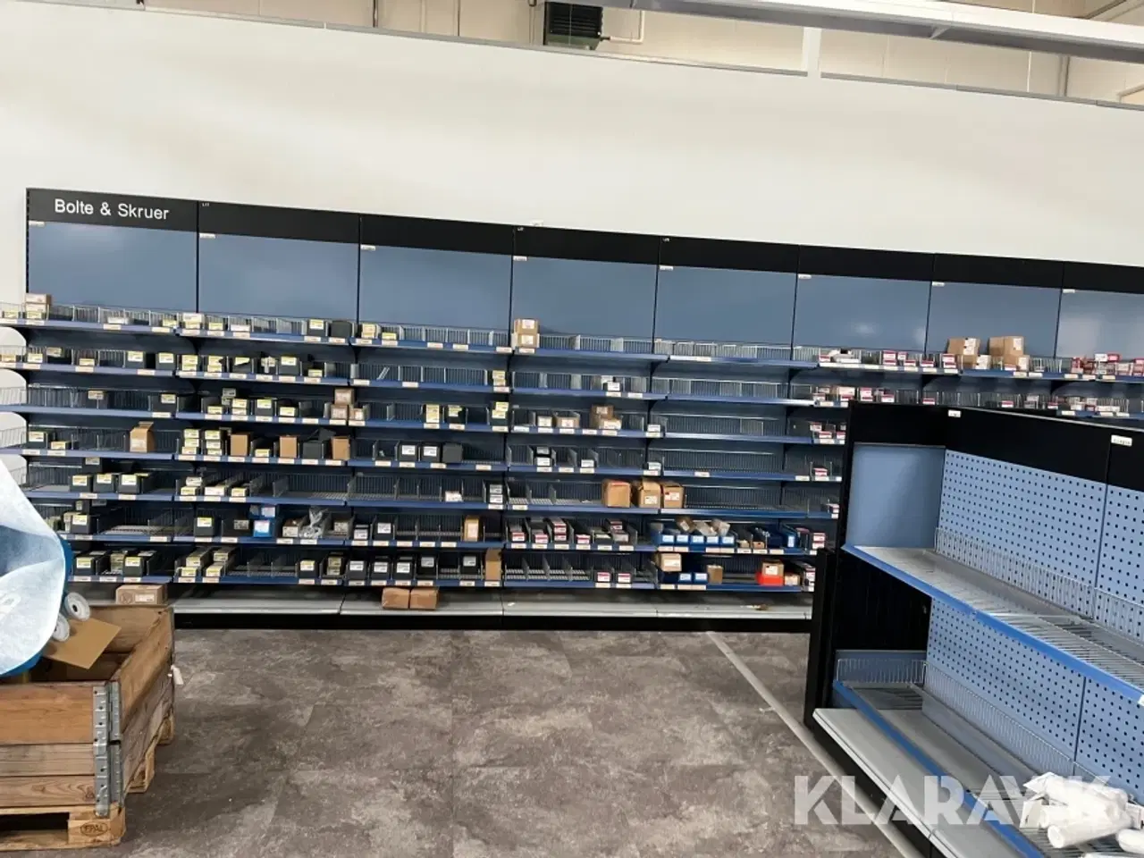 Billede 2 - Værksteds/butik inventar