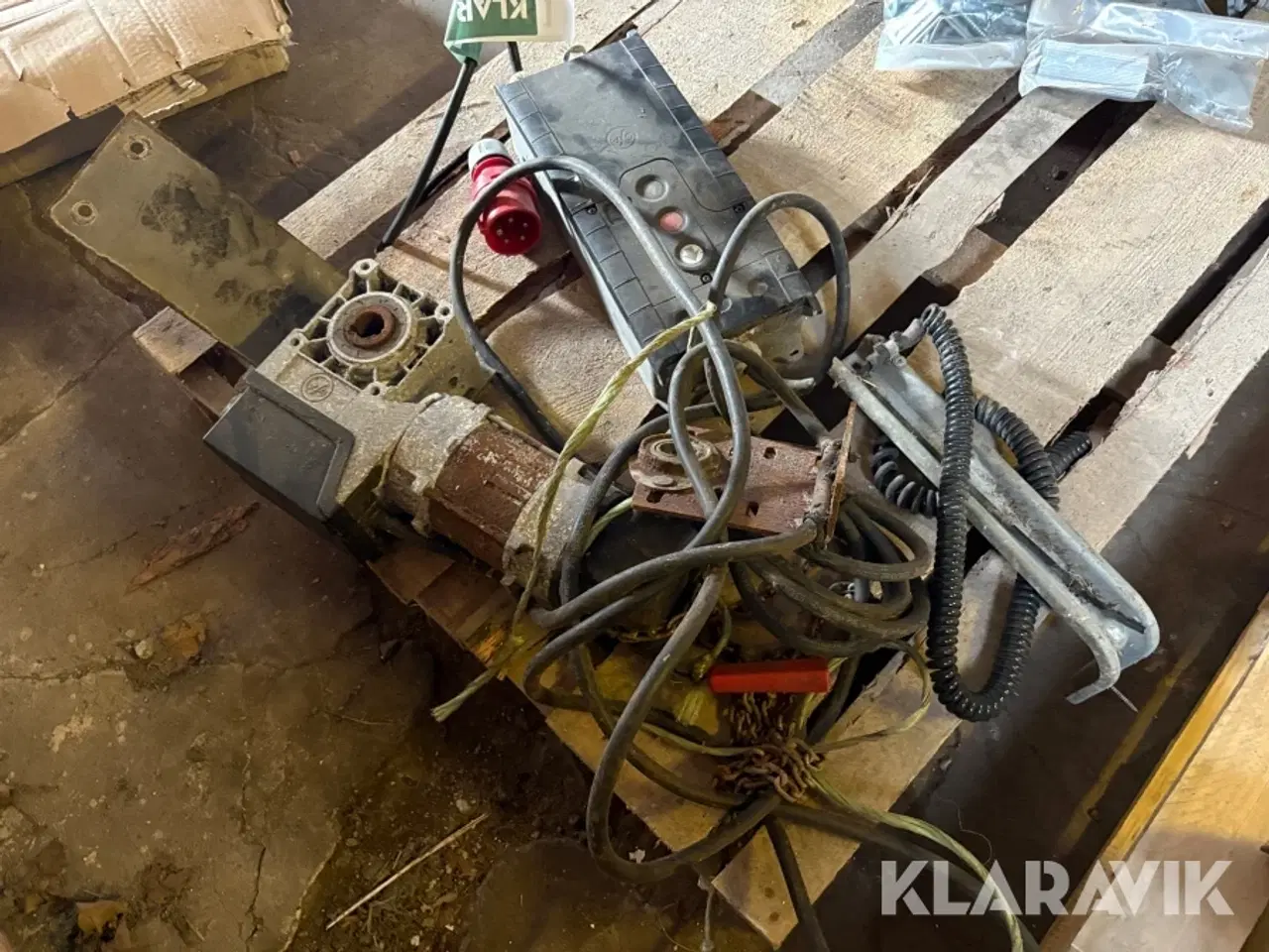 Billede 3 - Styringsboks og motor til port GfA elektromaten