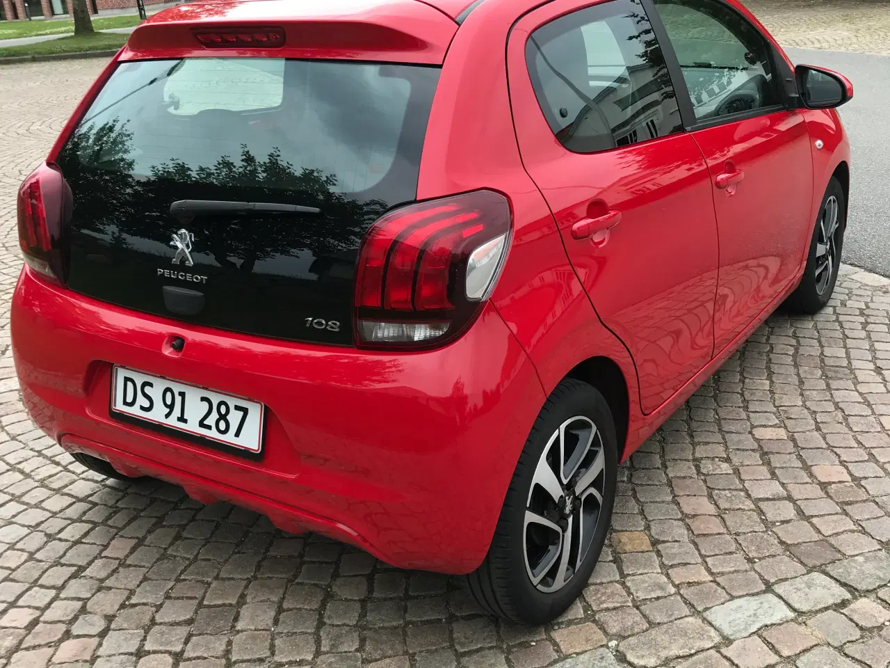 Billede 9 - Velholdt Peugeot 108 - årg. 2019