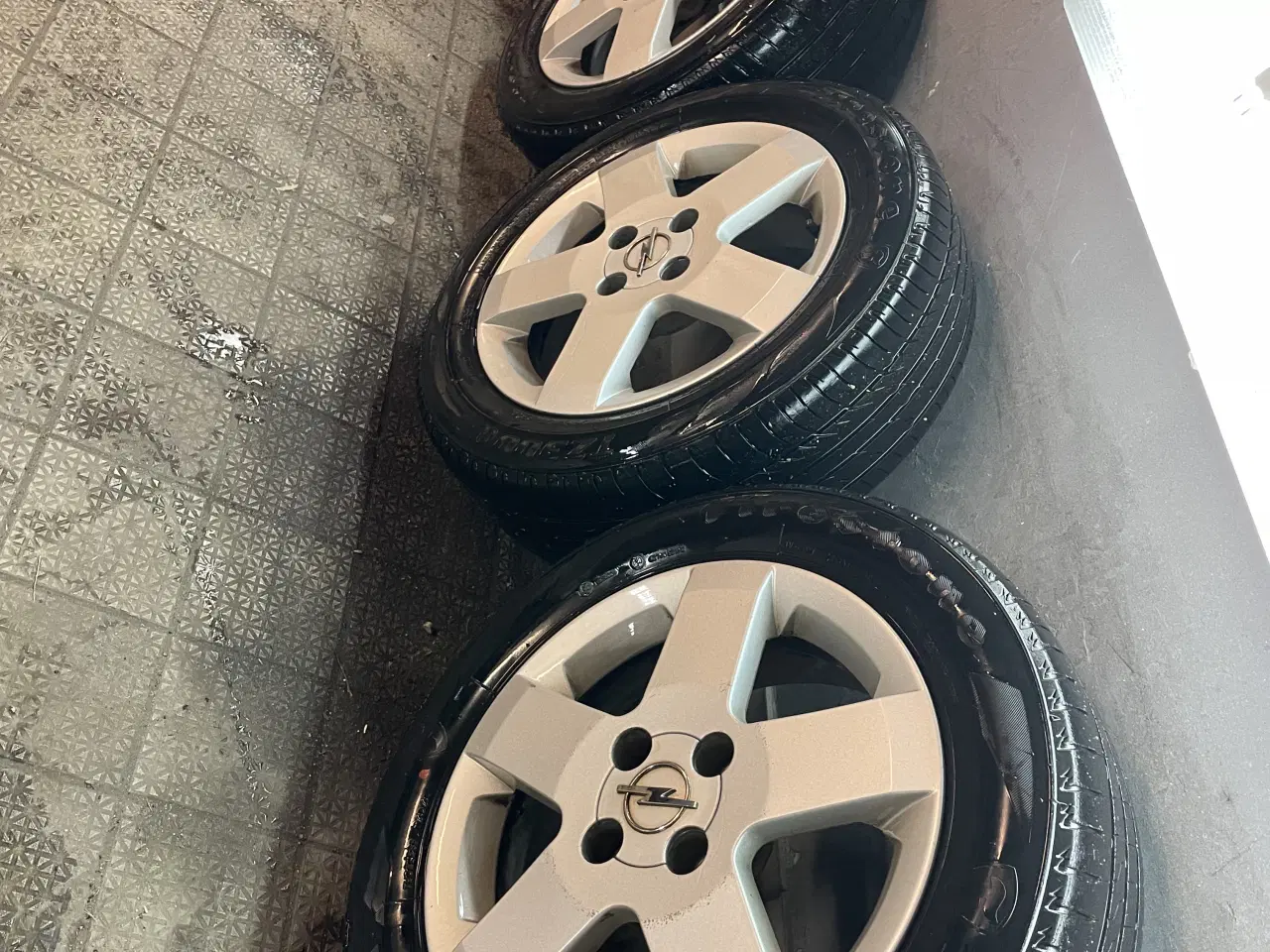 Billede 2 - Fine alu med sommerdæk