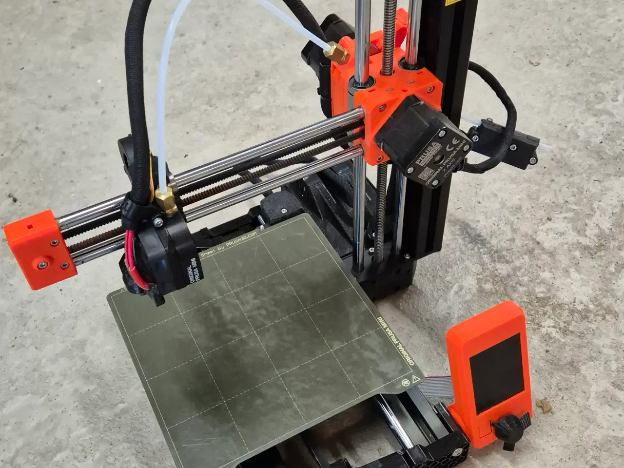 Billede 7 - Prusa Mini+ 3D printer i super stand med kabinet &