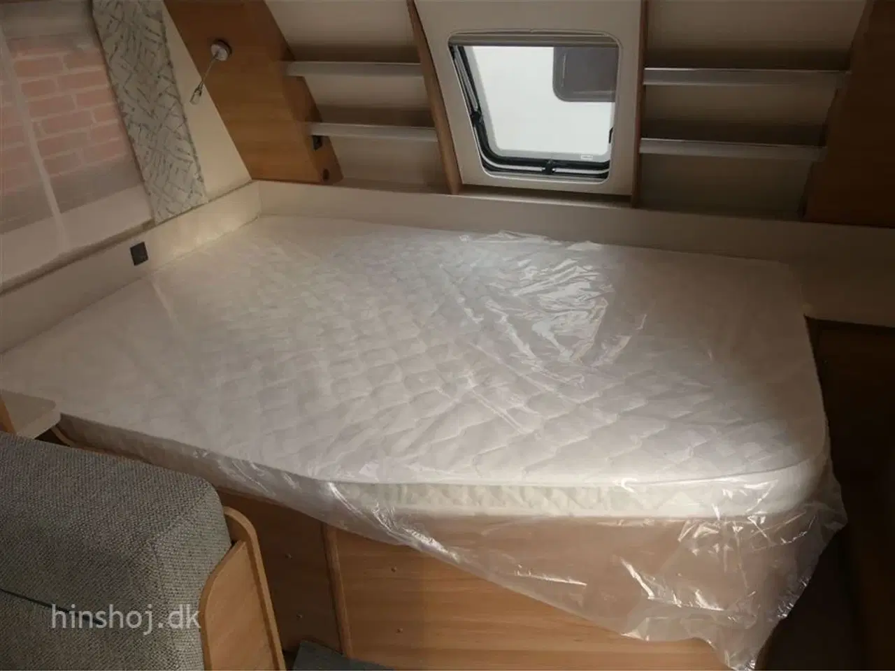 Billede 3 - 2023 - Hobby De Luxe 545 KMF   Hobby 545 KMF med 3 køjer og dobbeltseng  fra Hinshøj Caravan