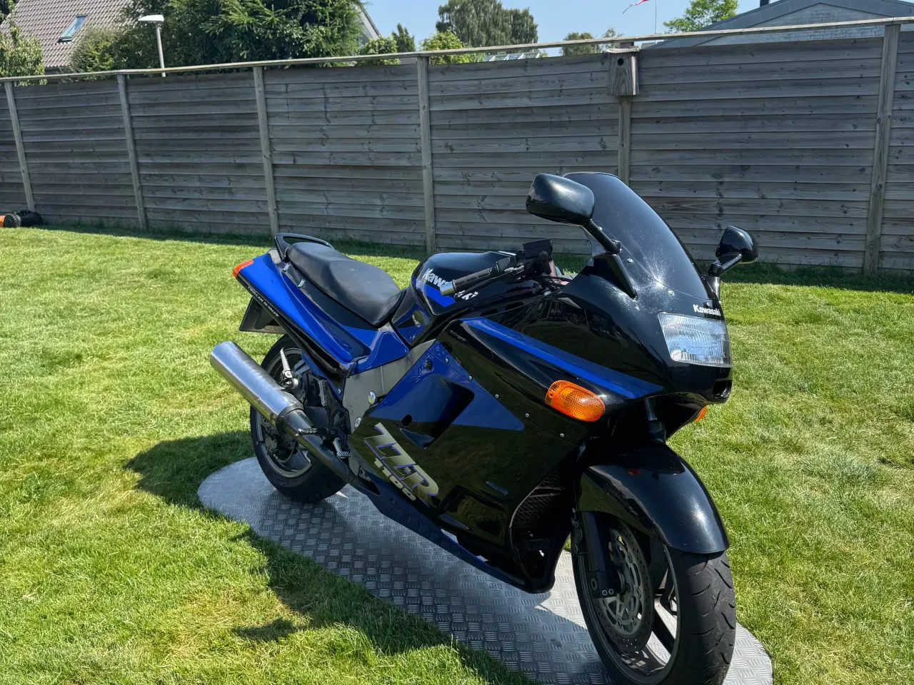 Billede 1 - Nysynet Kawasaki ZZR 1100