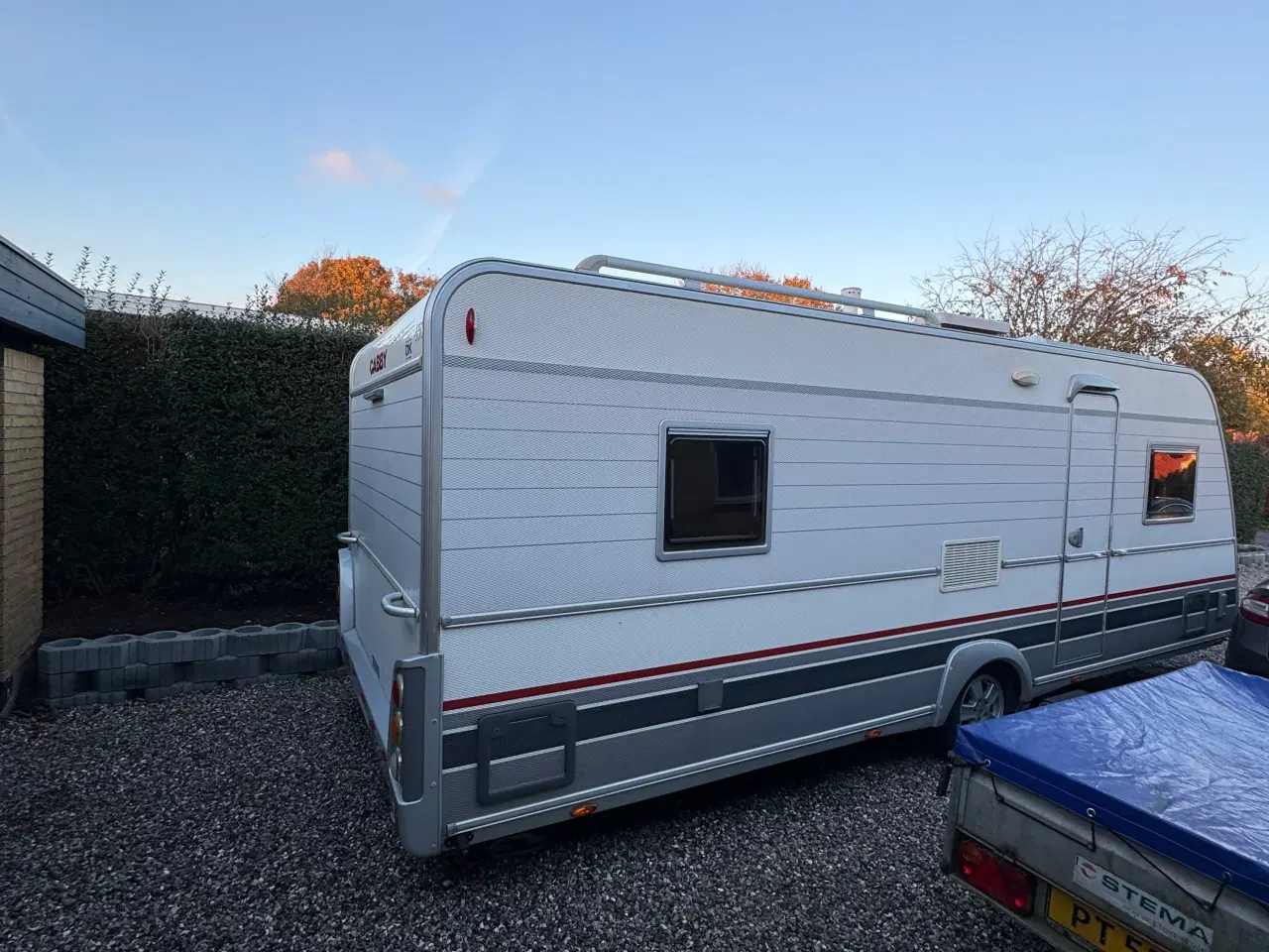 Billede 2 - Cabby campingvogn  650 white line