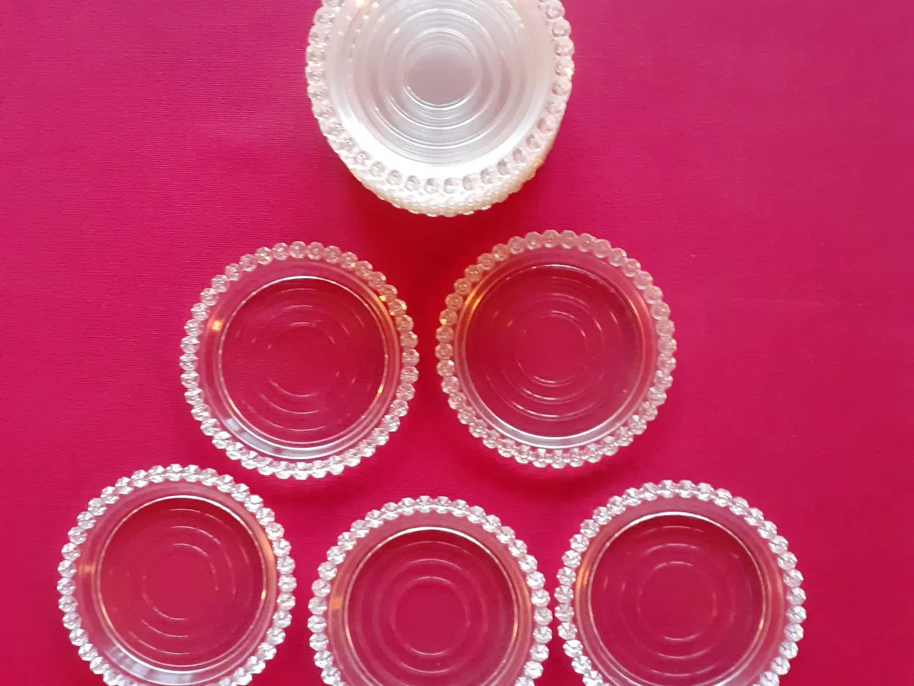 Billede 1 - Glasbakker i plastik - 16 stk. / pr. stk. 5,00