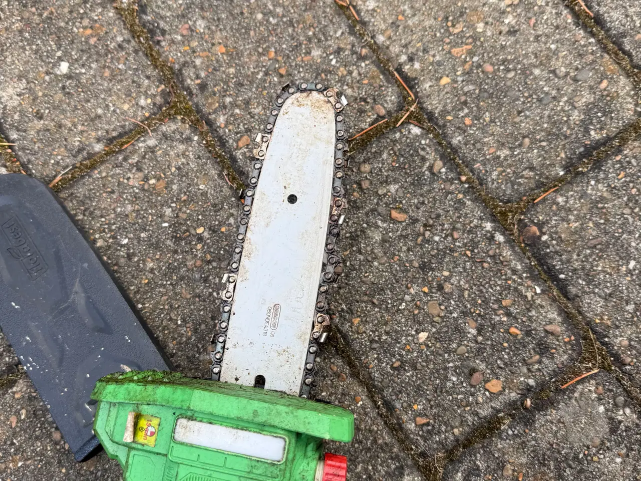 Billede 6 - Sælger en Florabest teleskopisk motorsav 20V