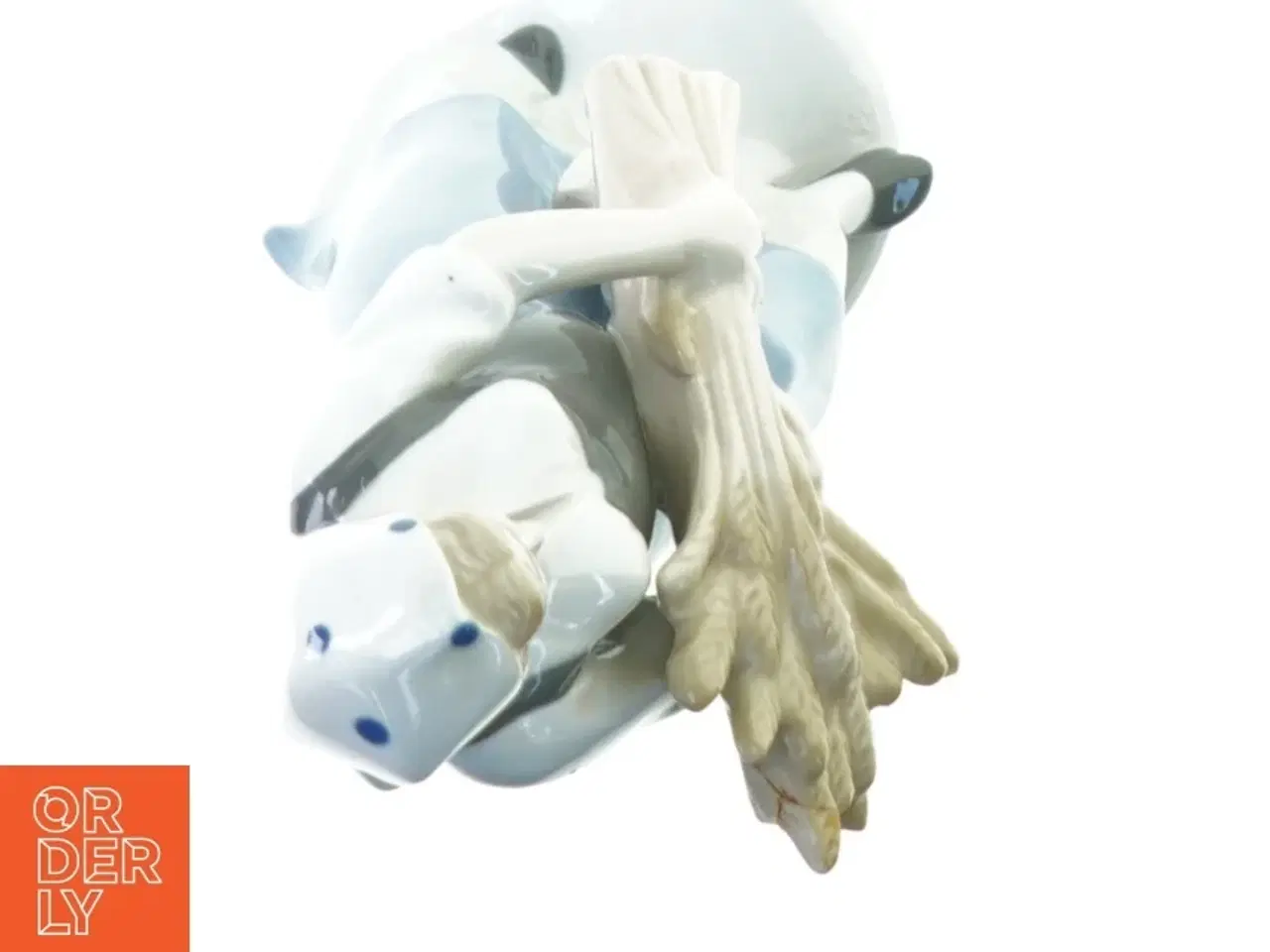 Billede 3 - Bondepige i porcelæn fra Royal Copenhagen (str. 25 x 8 cm)