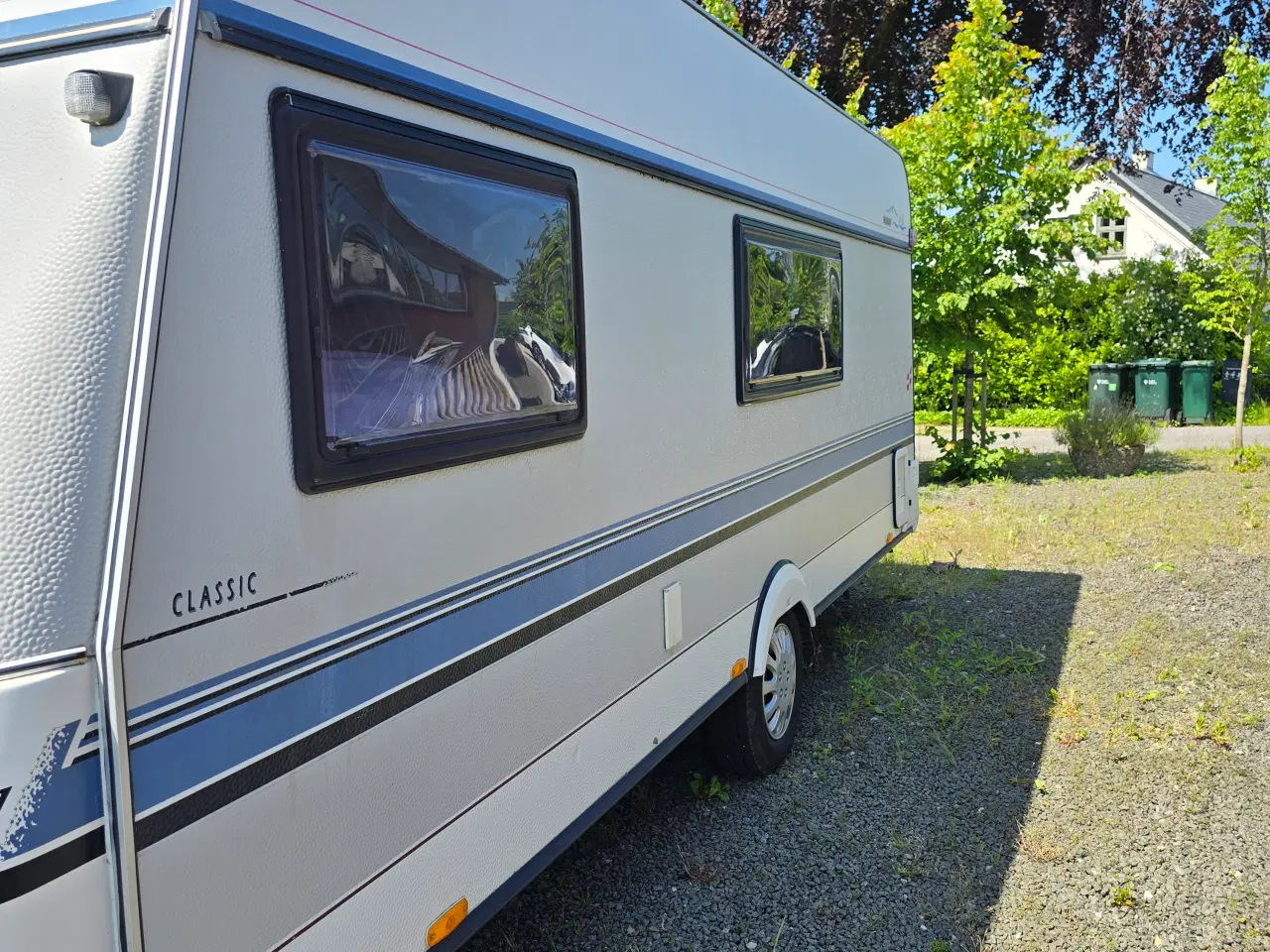 Billede 3 - Velholdt Hobby Classic 520 TQM – 1996, Nysynet