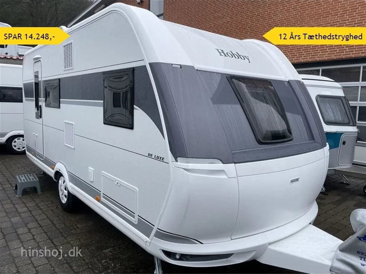 Billede 1 - 2024 - Hobby De Luxe 490 KMF   Med dobbeltseng og køjer fra Hinshøj Caravan A/S