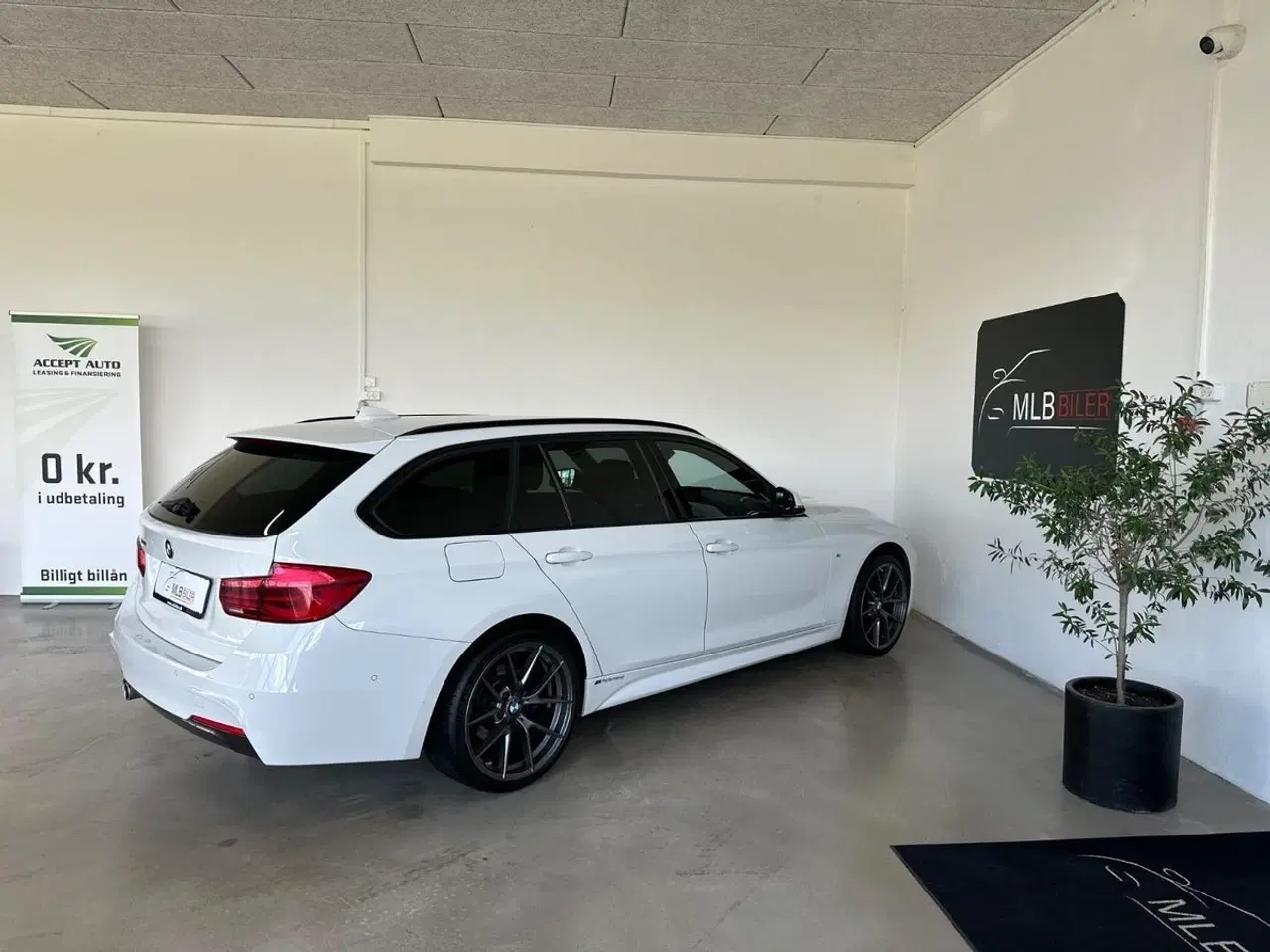 Billede 6 - BMW 320d 2,0 Touring M-Sport xDrive aut.