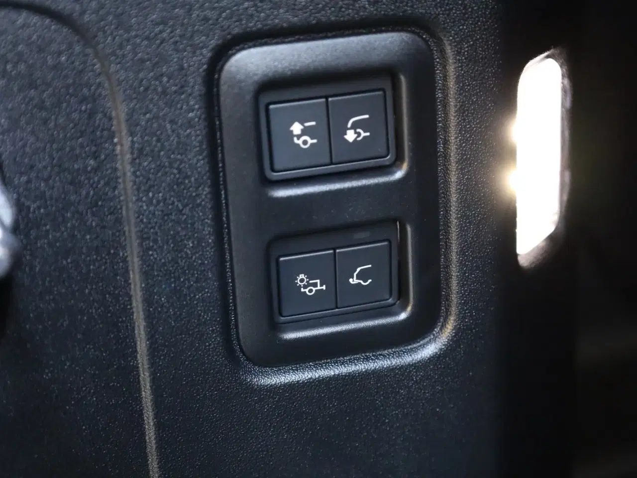 Billede 14 - Land Rover Defender 110 3,0 D250 Hard Top X-Dynamic SE aut. Van