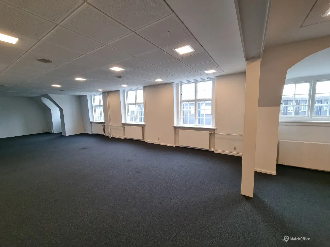 Billede 5 - Flotteste erhvervslejemål - på 2. sal - med fantastisk beliggenhed