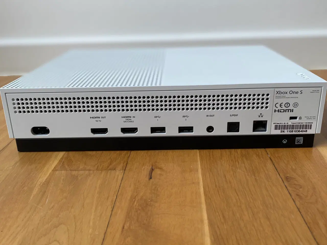 Billede 3 - Xbox One S 500GB – Inkl. controller & 5 spil