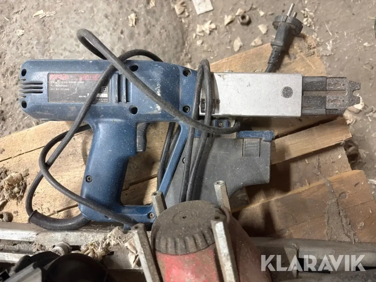 Billede 5 - Lot: Sømpistoler, bræddebolte, hyldebeslag og diverse