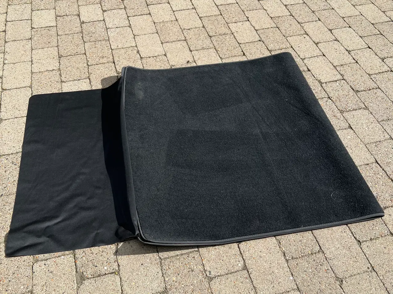 Billede 2 - VW ID.4 Vendbar Bagagerumsmåtte