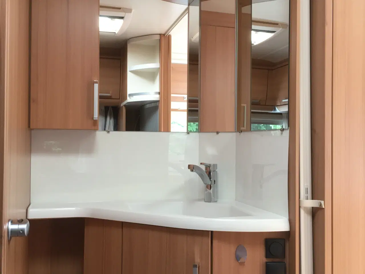 Billede 13 - Knaus Sydwind 450 Fu
