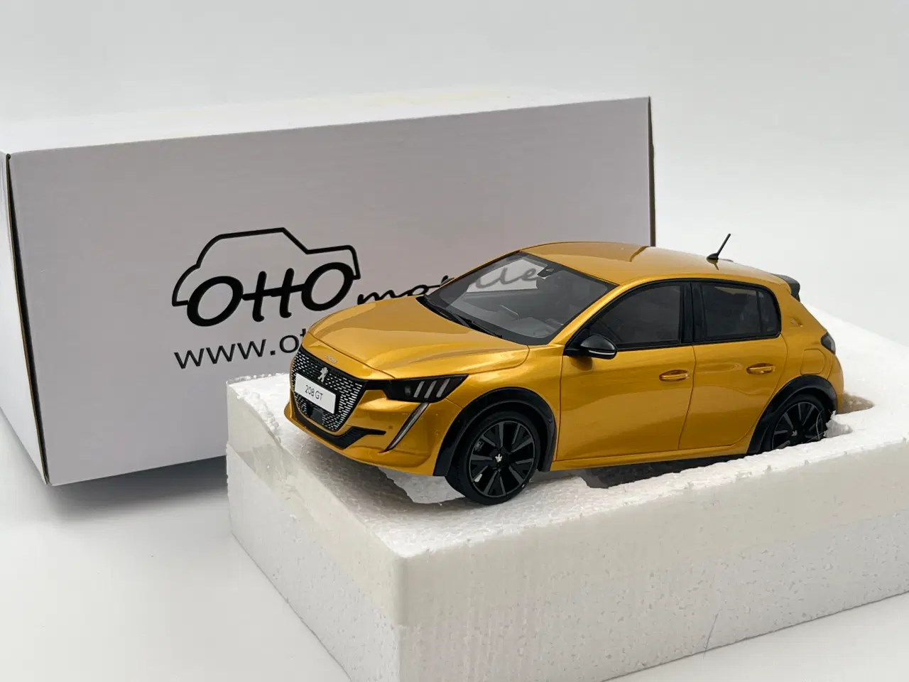 Billede 1 - 2020 Peugeot 208 GT - Limited Edition - 1:18