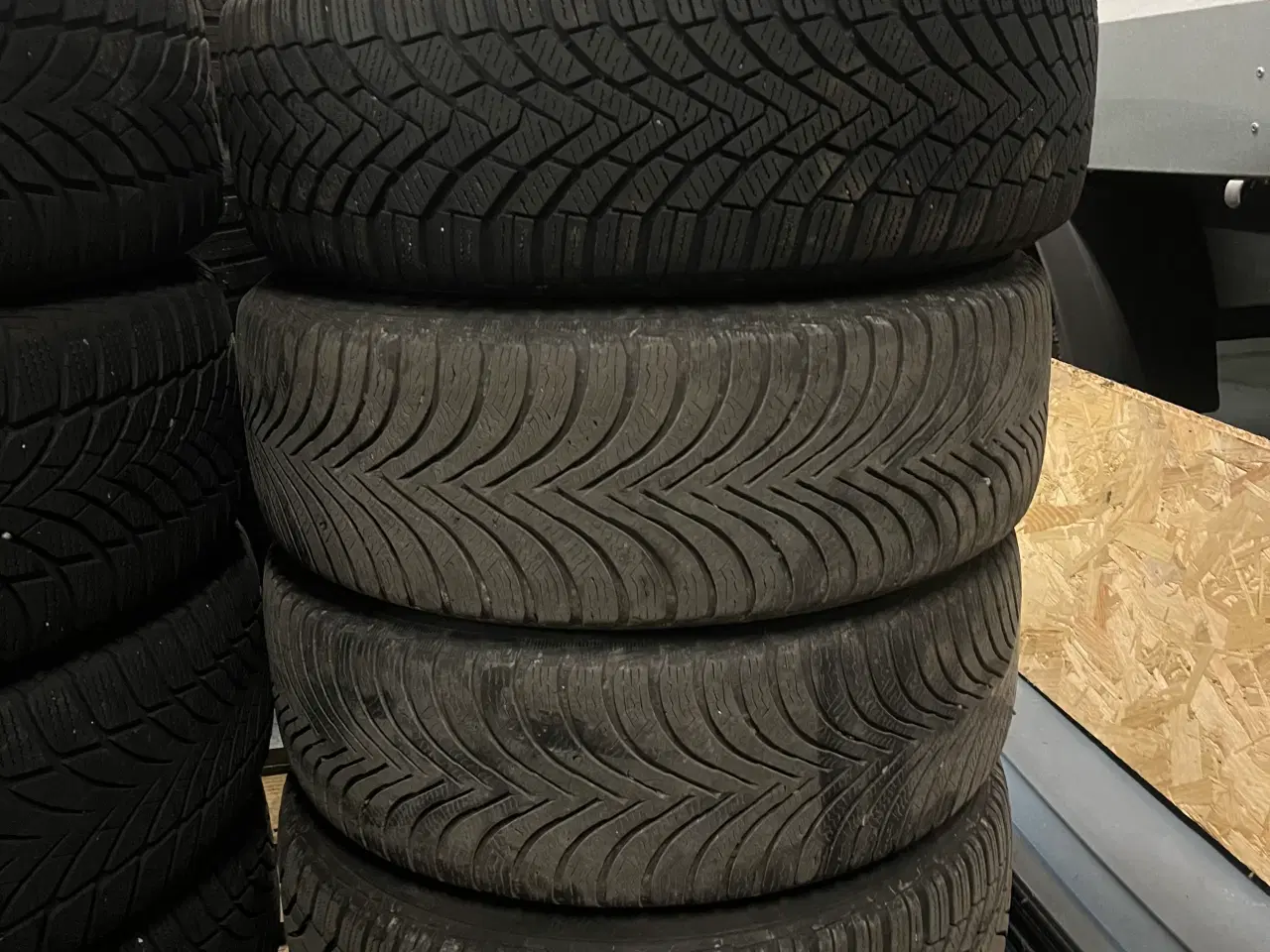 Billede 3 - 205/60-16 vinterdæk