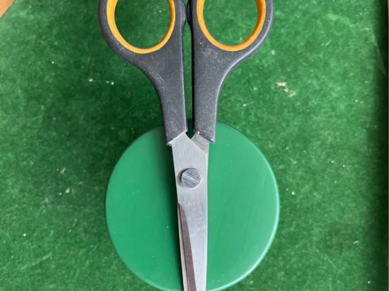 Billede 6 - Magneter til fx knive- sakse
