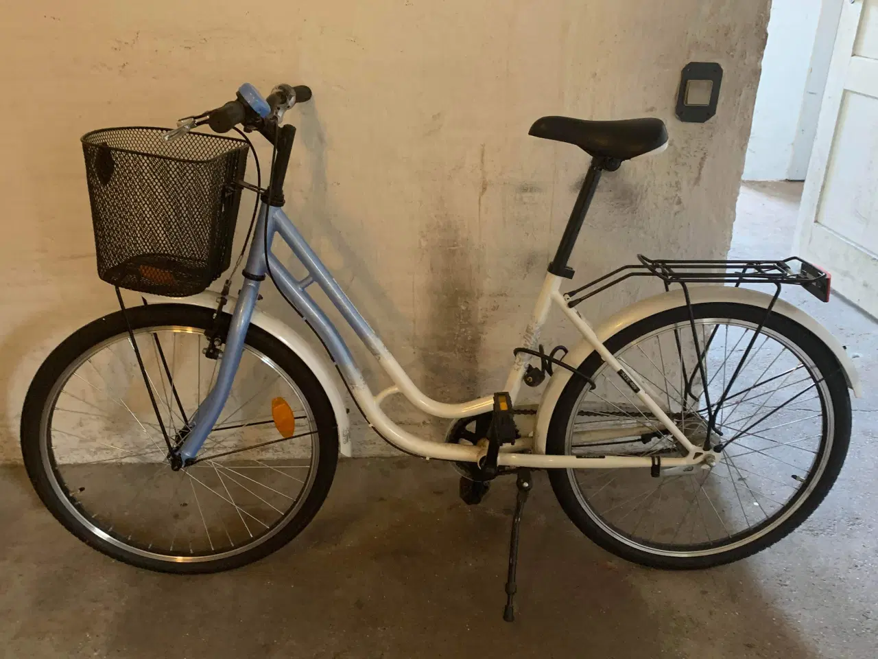 Billede 4 - Pige cykel Rocky 10-12 år 