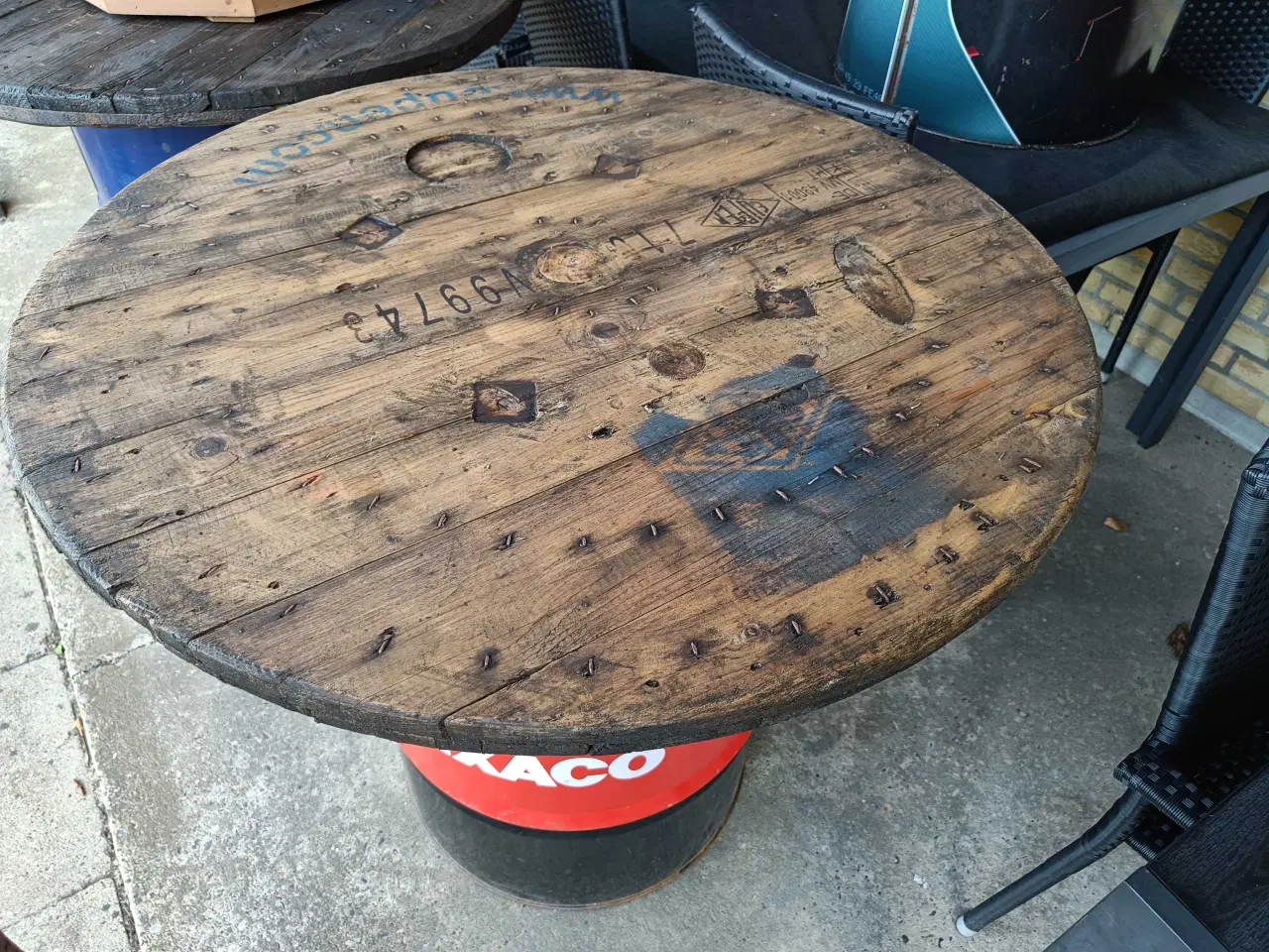 Billede 1 - Olietønde borde 