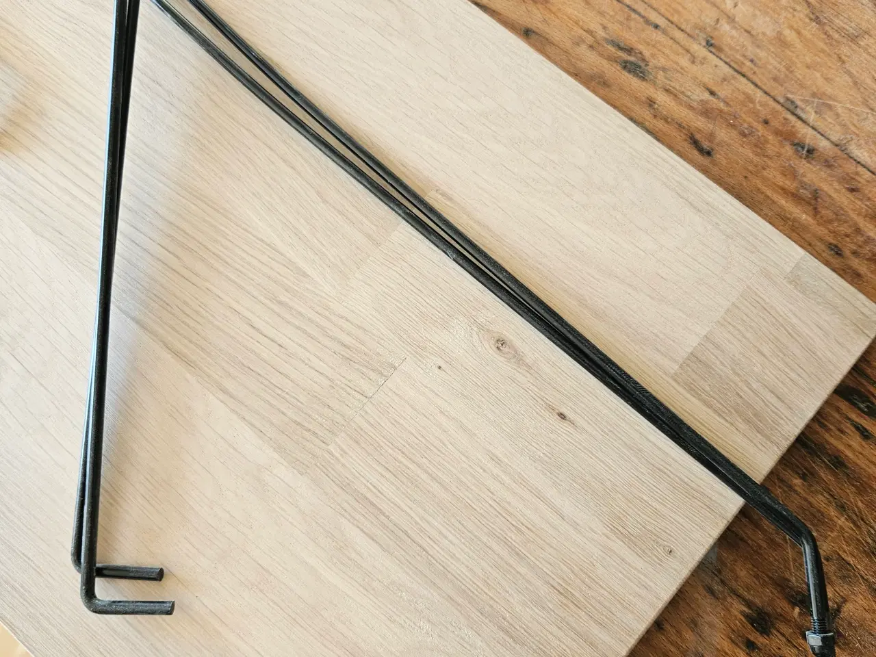 Billede 2 - Hylde i massiv egetræ. Insta valentedesigndk 