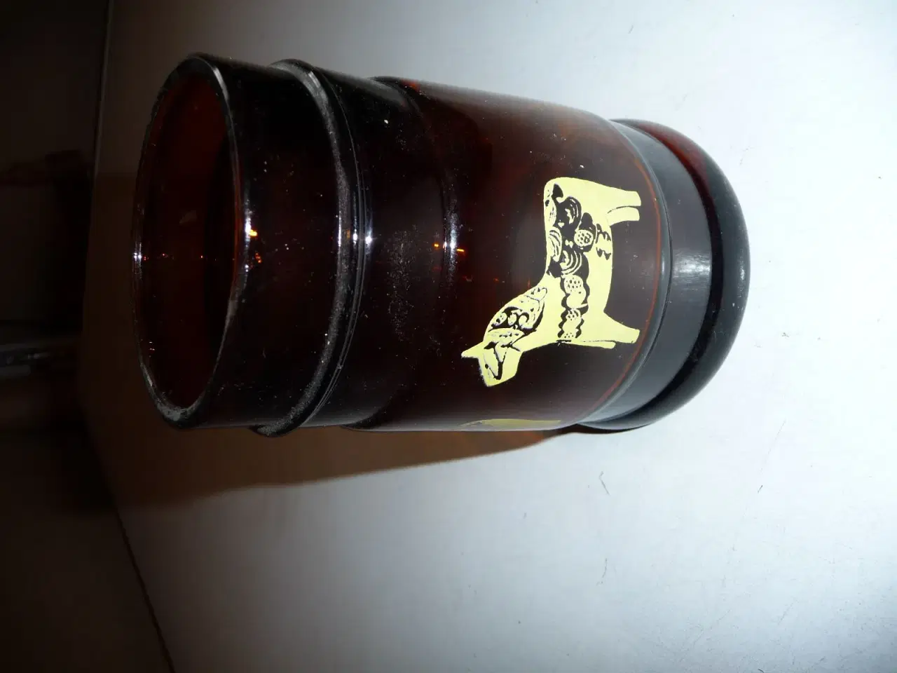Billede 2 - brun glas vase med heste på