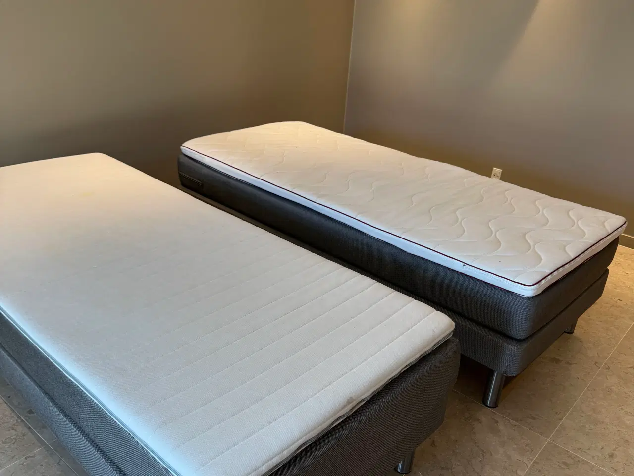 Billede 2 - 2 stk elevationssenge 