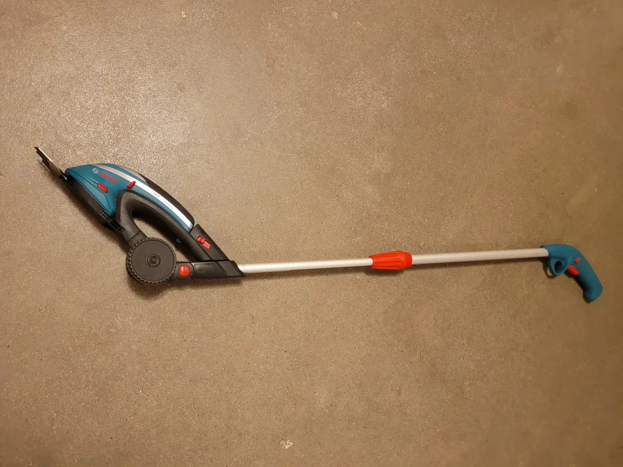 Billede 2 - Bosch Isio Trimmer med teleskopskaft