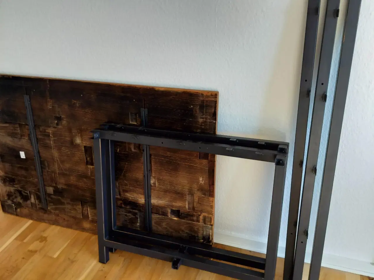 Billede 3 - Spisebord Rustikt 