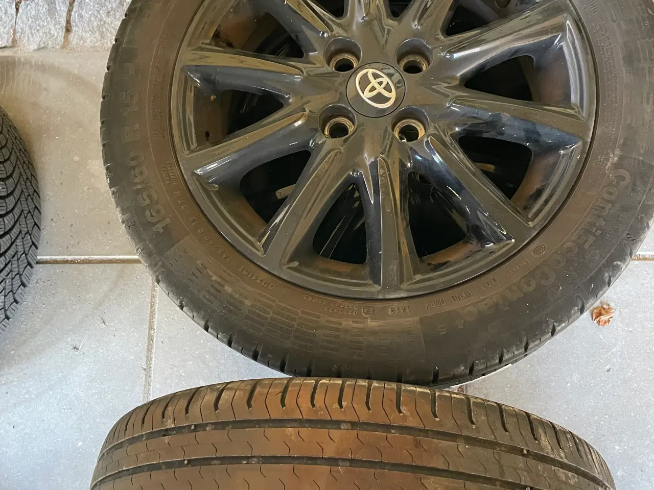 Billede 3 - Dæk og fælge til Toyota Aygo