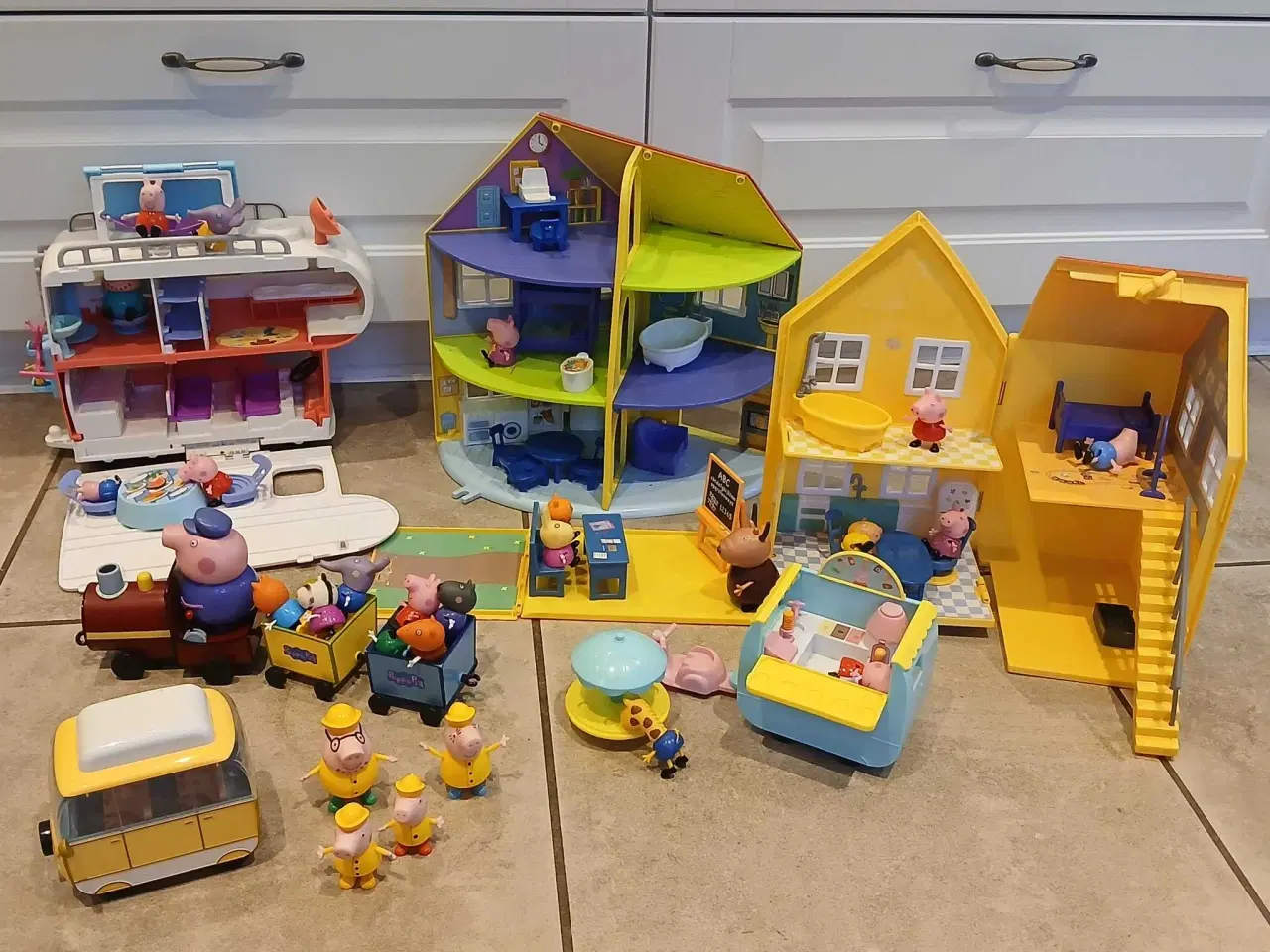 Billede 1 - Gurli Gris legetøj 