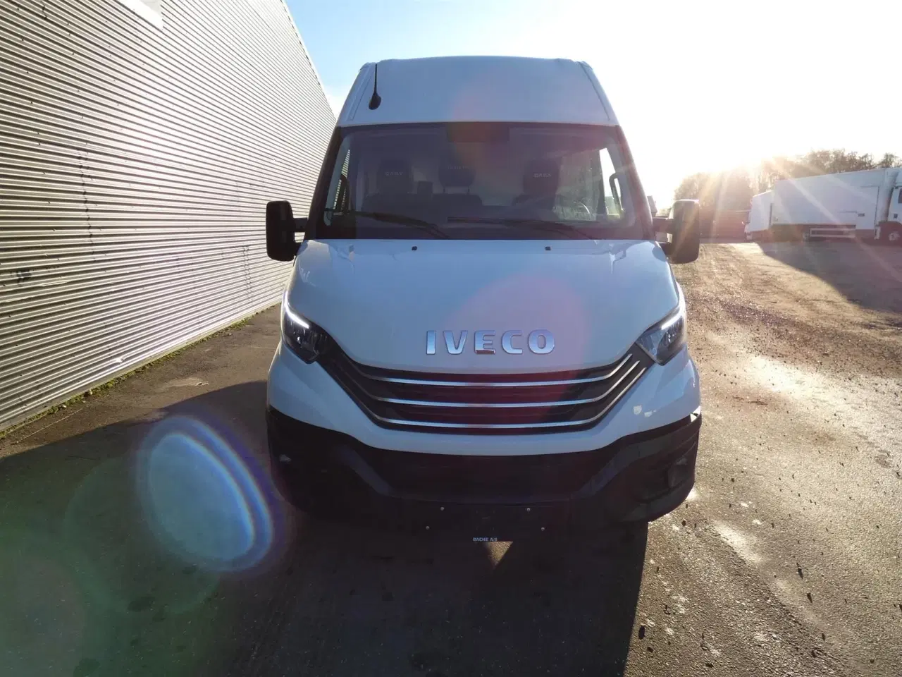 Billede 3 - Iveco Daily 35C18 12m3 3,0 D Hi-Matic 176HK Van 8g Aut.