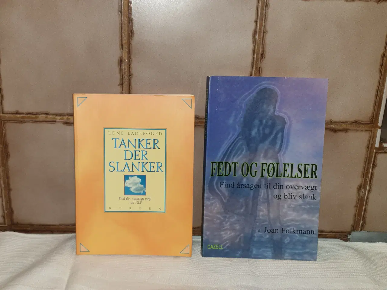 Billede 2 - GRATIS Bøger Sundhed SE 4 fotos