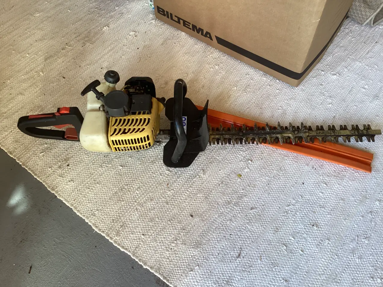 Billede 4 - STIHL hækkeklipper. 350 kr. 