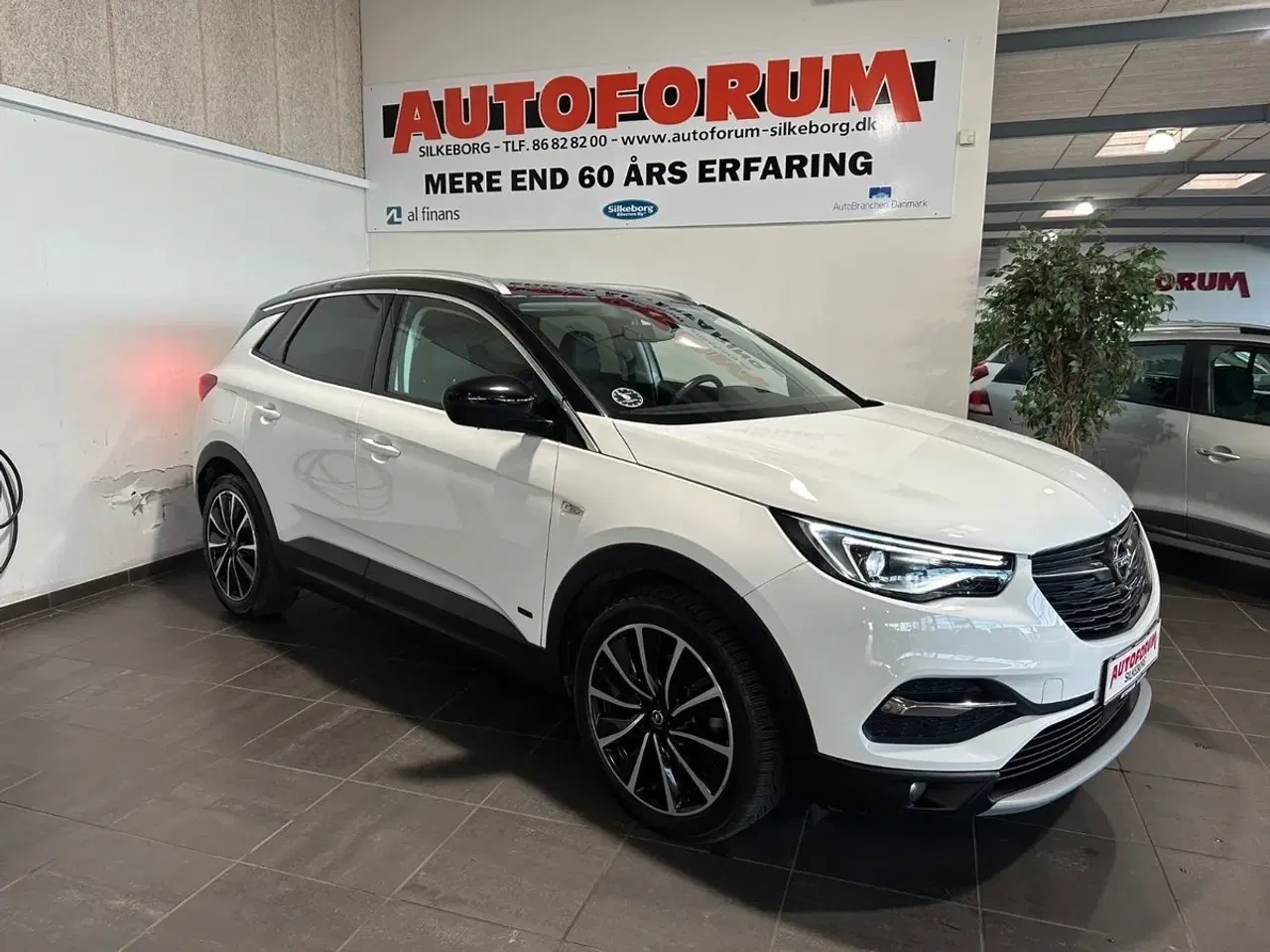 Billede 1 - Opel Grandland X 1,6 Hybrid Ultimate aut.