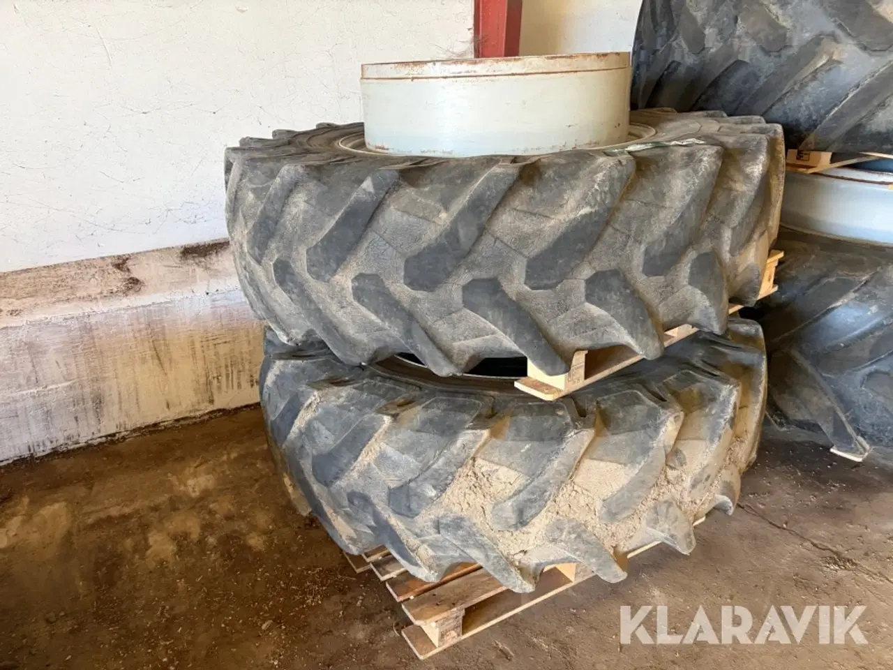 Billede 2 - Tvillingehjul Massey Ferguson 8737 2 styk