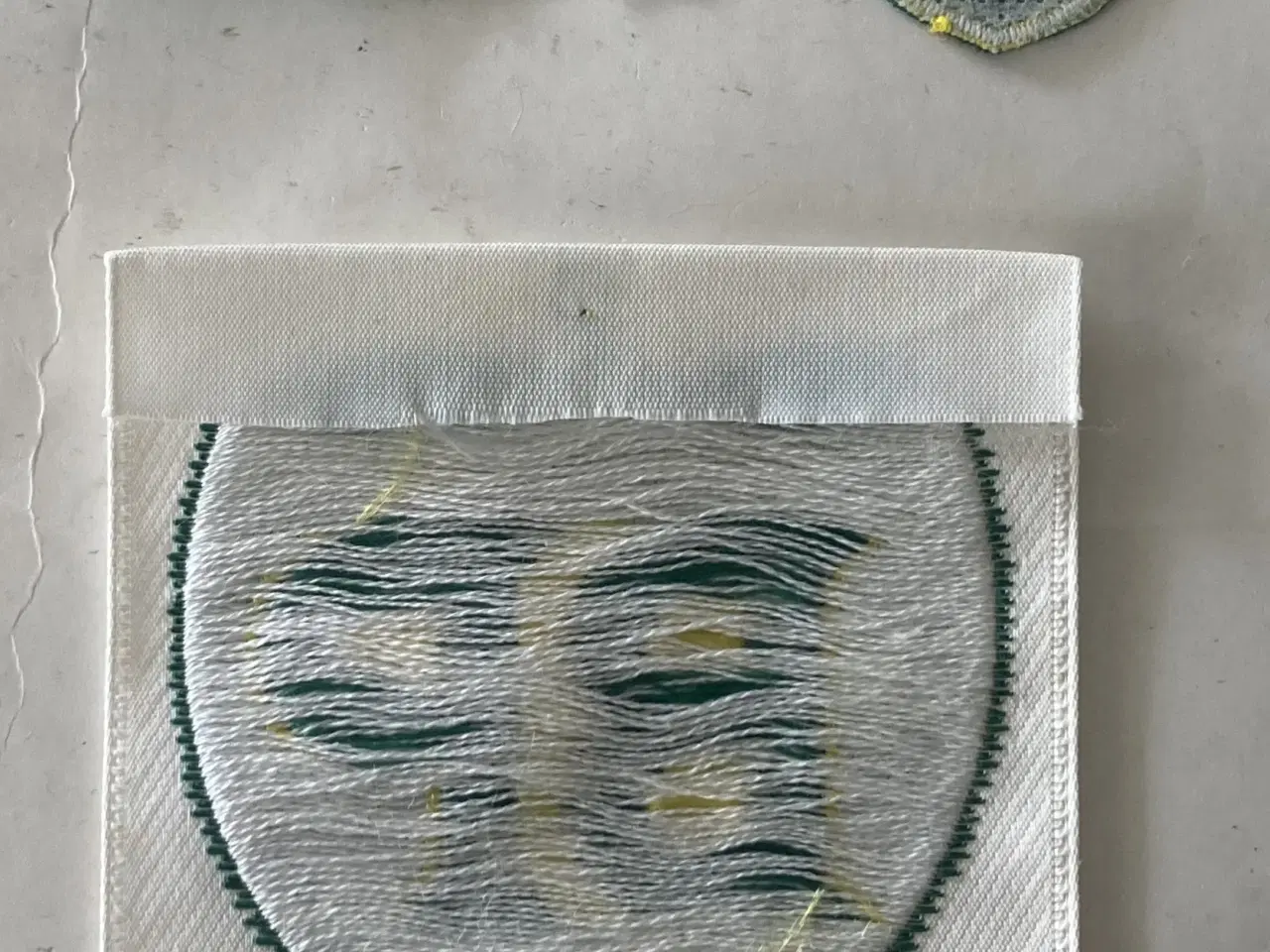 Billede 2 - Uniform / Kasket mærker 3 stk. fra BP.