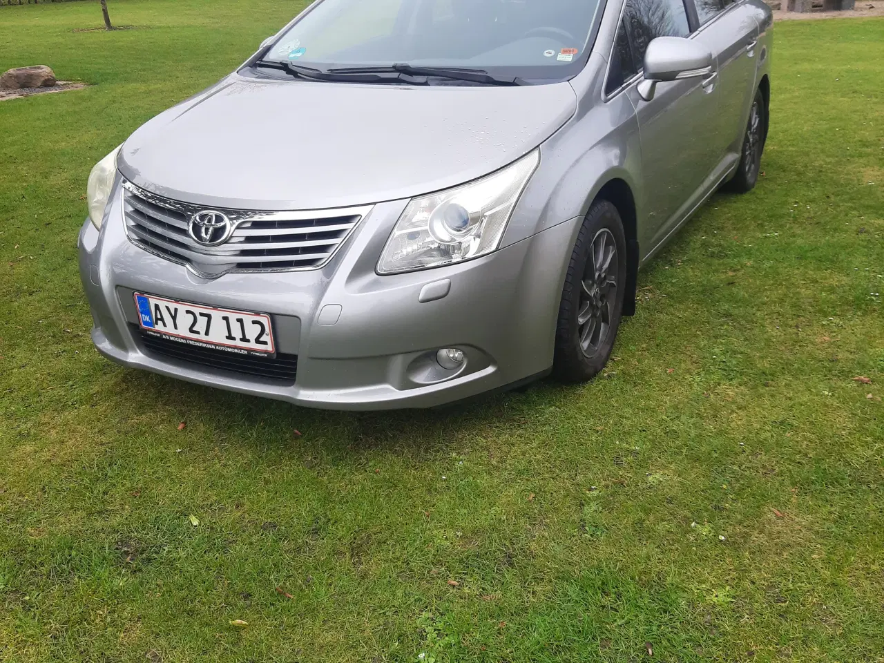 Billede 1 - Toyota avensis km 220000