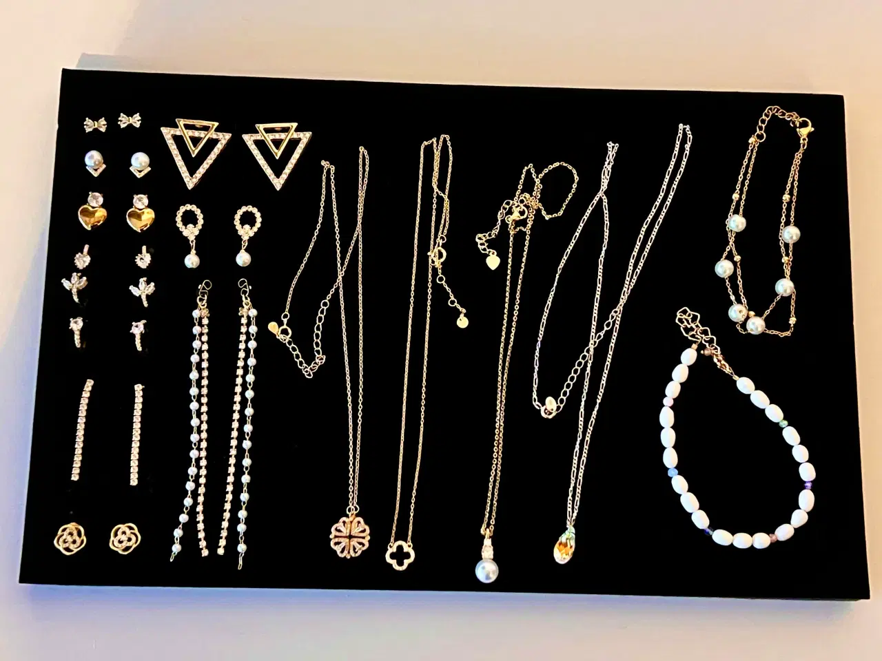 Billede 1 - Forgyldte smykker. Priser fra 100 kr.