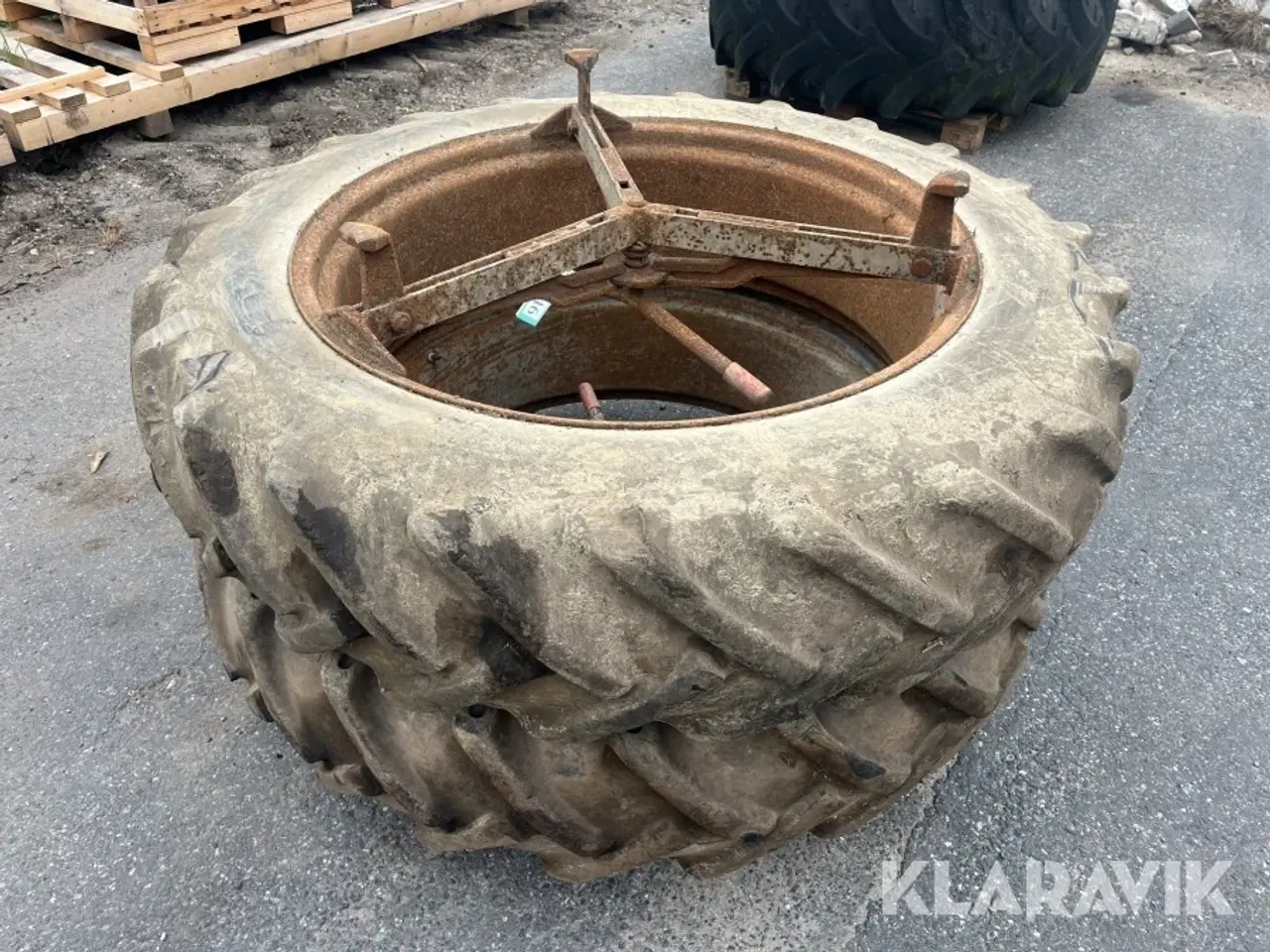 Billede 1 - Tvillingehjul 13.6-38